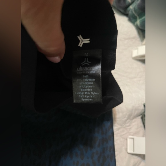 Ultracor Animal Print Blue Black Leggings Size Medium - Picture 5 of 5